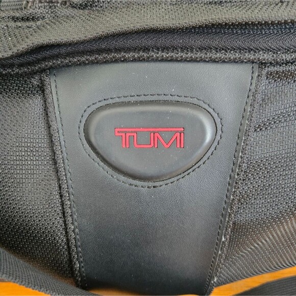 TUMI Duffle Bag Travel Weekender Ballistic Nylon - Picture 4 of 12